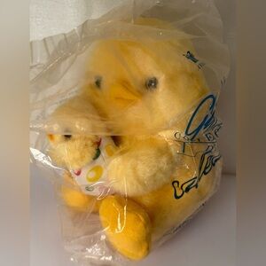 Vintage Avon Plush CHIRPING CHICK Easter Plush 1994 Sealed
